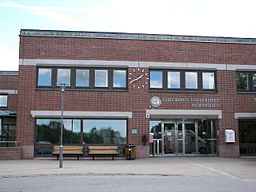 The entrance to the Humanisten building
